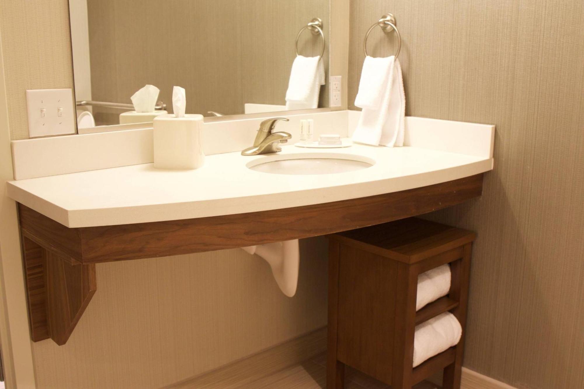 Courtyard By Marriott Asheville Airport Флетчер Екстер'єр фото