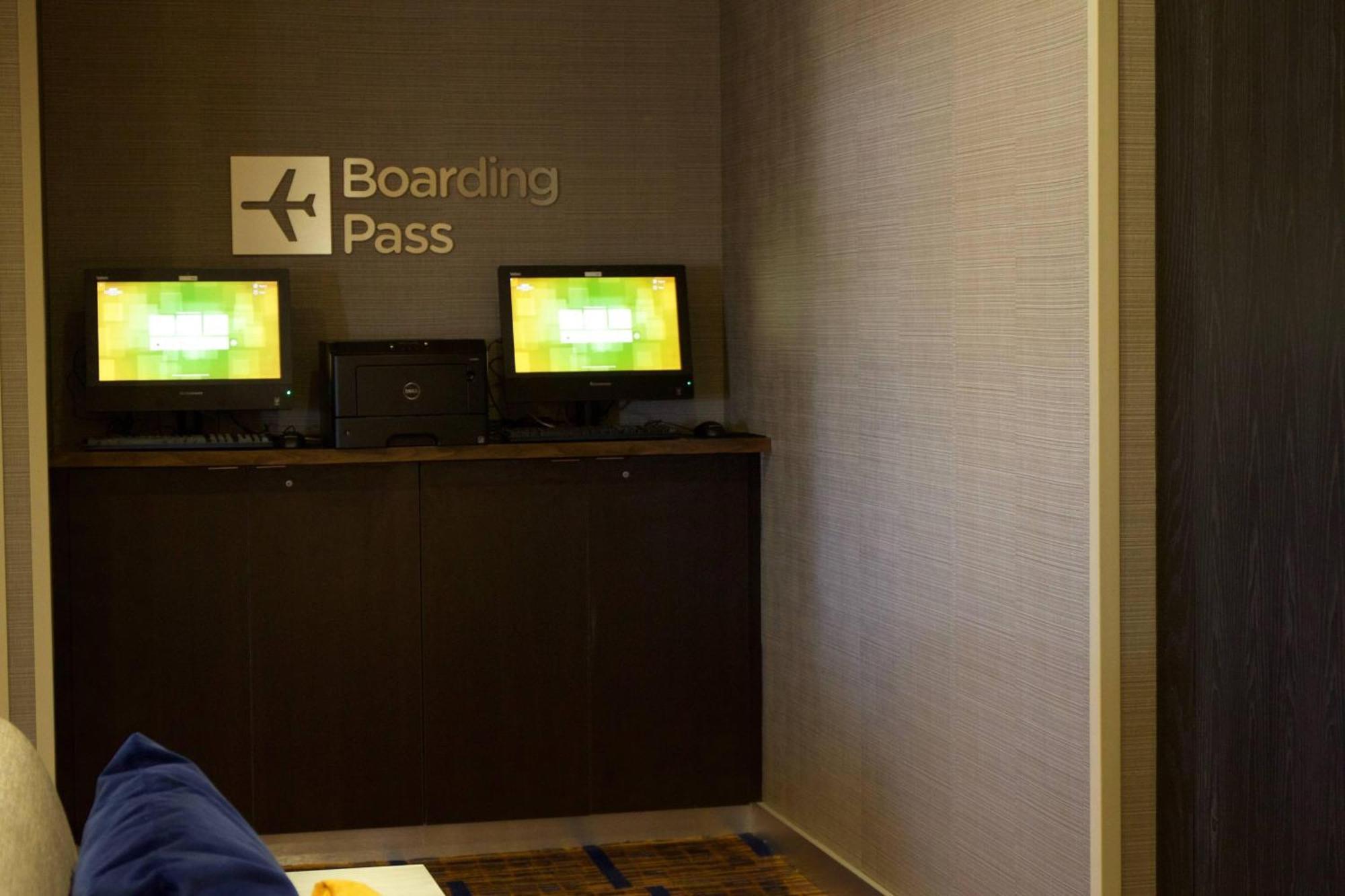 Courtyard By Marriott Asheville Airport Флетчер Екстер'єр фото