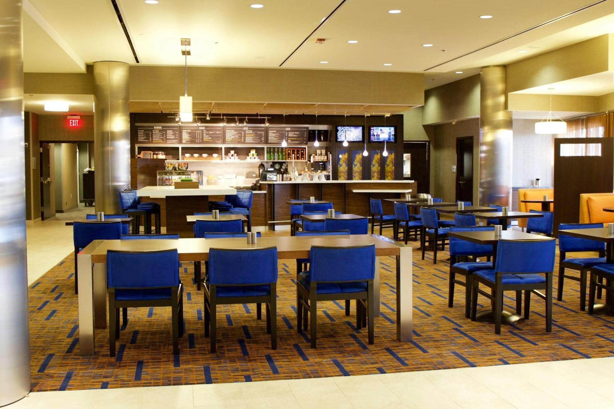 Courtyard By Marriott Asheville Airport Флетчер Екстер'єр фото