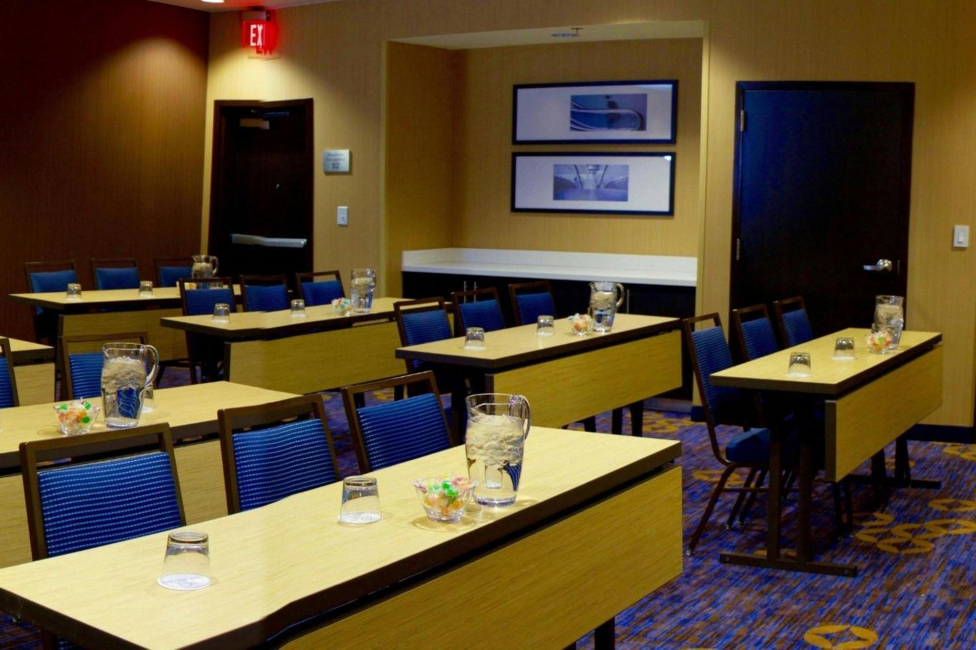 Courtyard By Marriott Asheville Airport Флетчер Екстер'єр фото