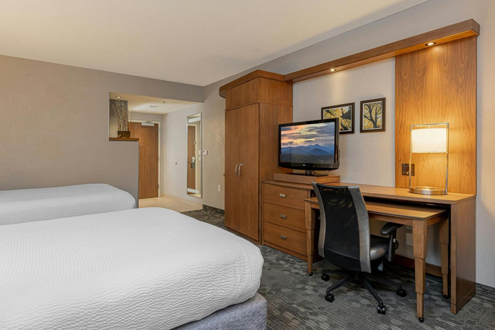 Courtyard By Marriott Asheville Airport Флетчер Екстер'єр фото