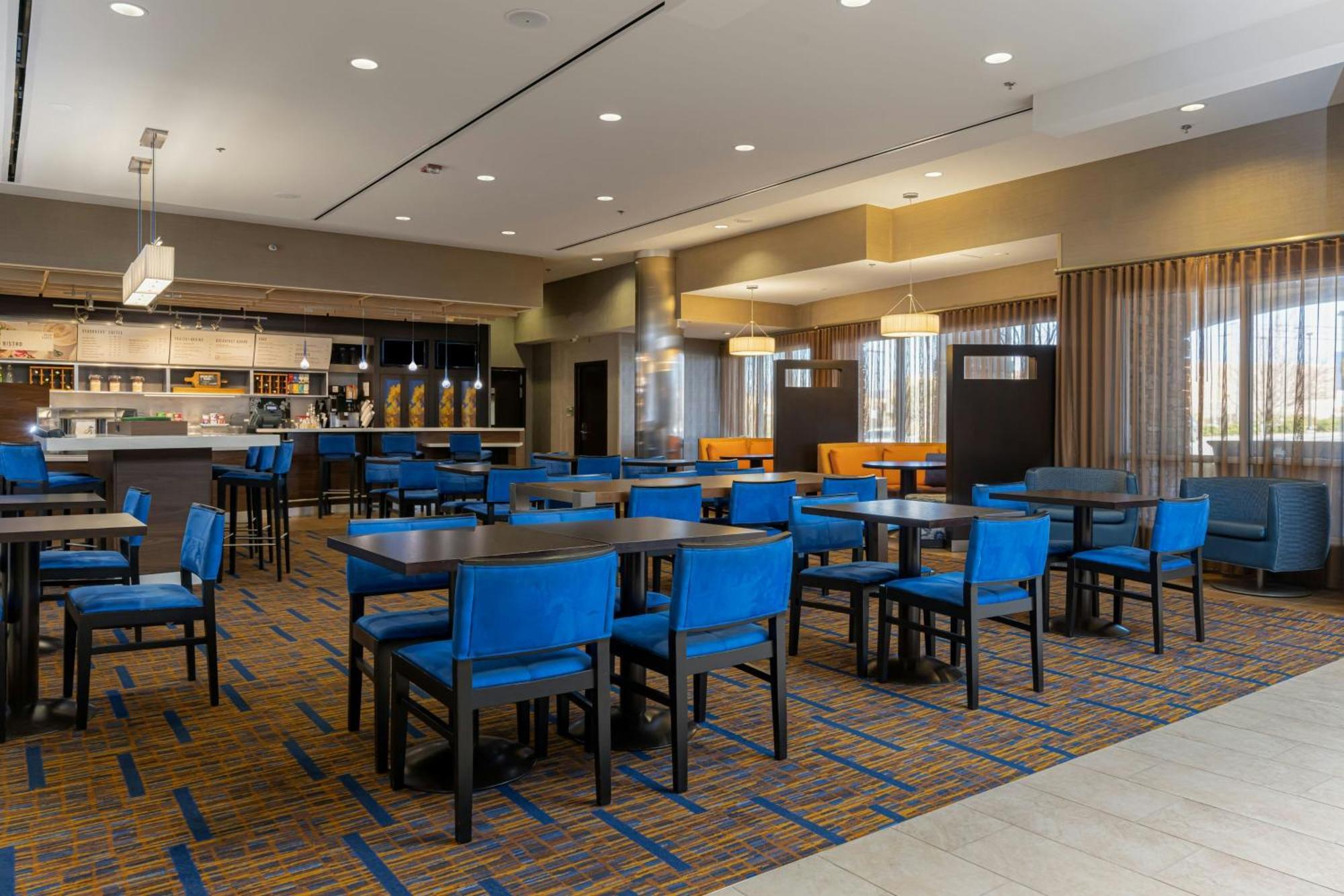 Courtyard By Marriott Asheville Airport Флетчер Екстер'єр фото